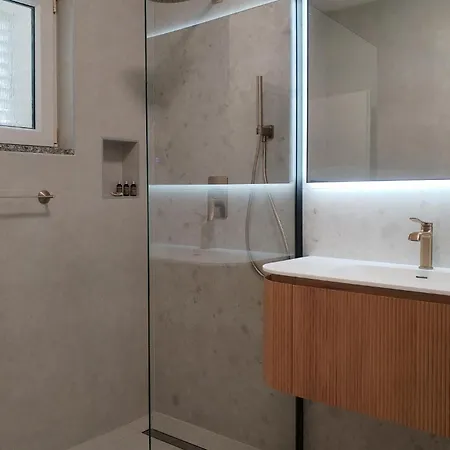 Three-bedroom In Murvica