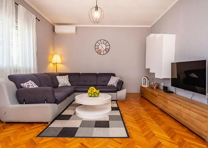 Tatil Evi Three-bedroom In Murvica Zadar