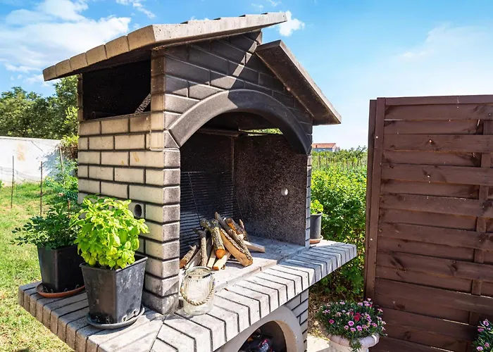 Three-bedroom In Murvica Vikendica Zadar