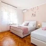 Three-bedroom In Murvica * زادار