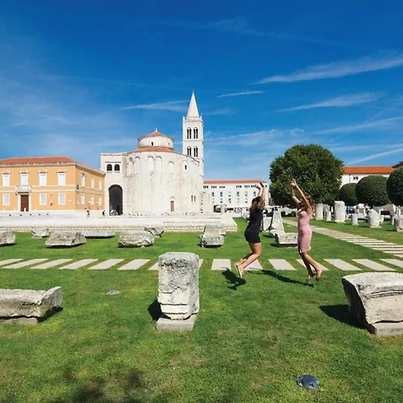 3 Bedroom Gorgeous In Zadar Murvica (Policnik)