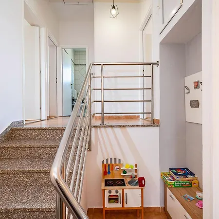 Three-bedroom In Murvica Hébergement de vacances