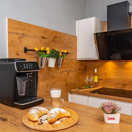 3 Bedroom Gorgeous In Zadar *