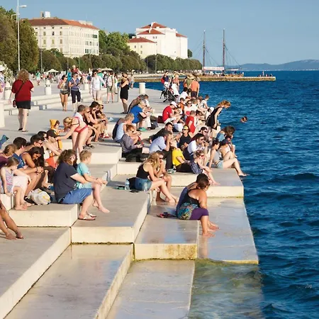 3 Bedroom Gorgeous In Zadar Holiday home Murvica (Policnik)