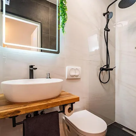Three-bedroom In Murvica Tatil Evi