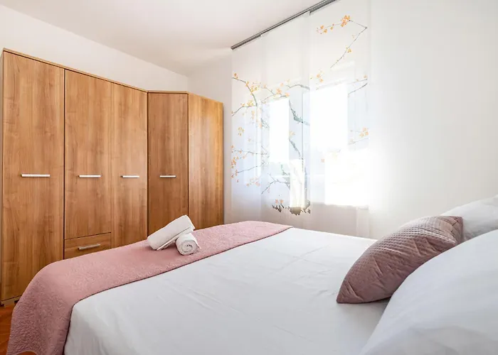 Ferienhaus Three-bedroom In