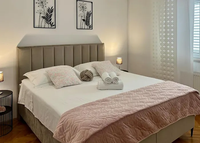 Three-bedroom In Murvica * Zadar