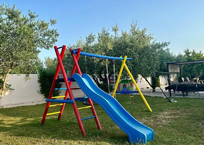 Three-bedroom In Murvica *